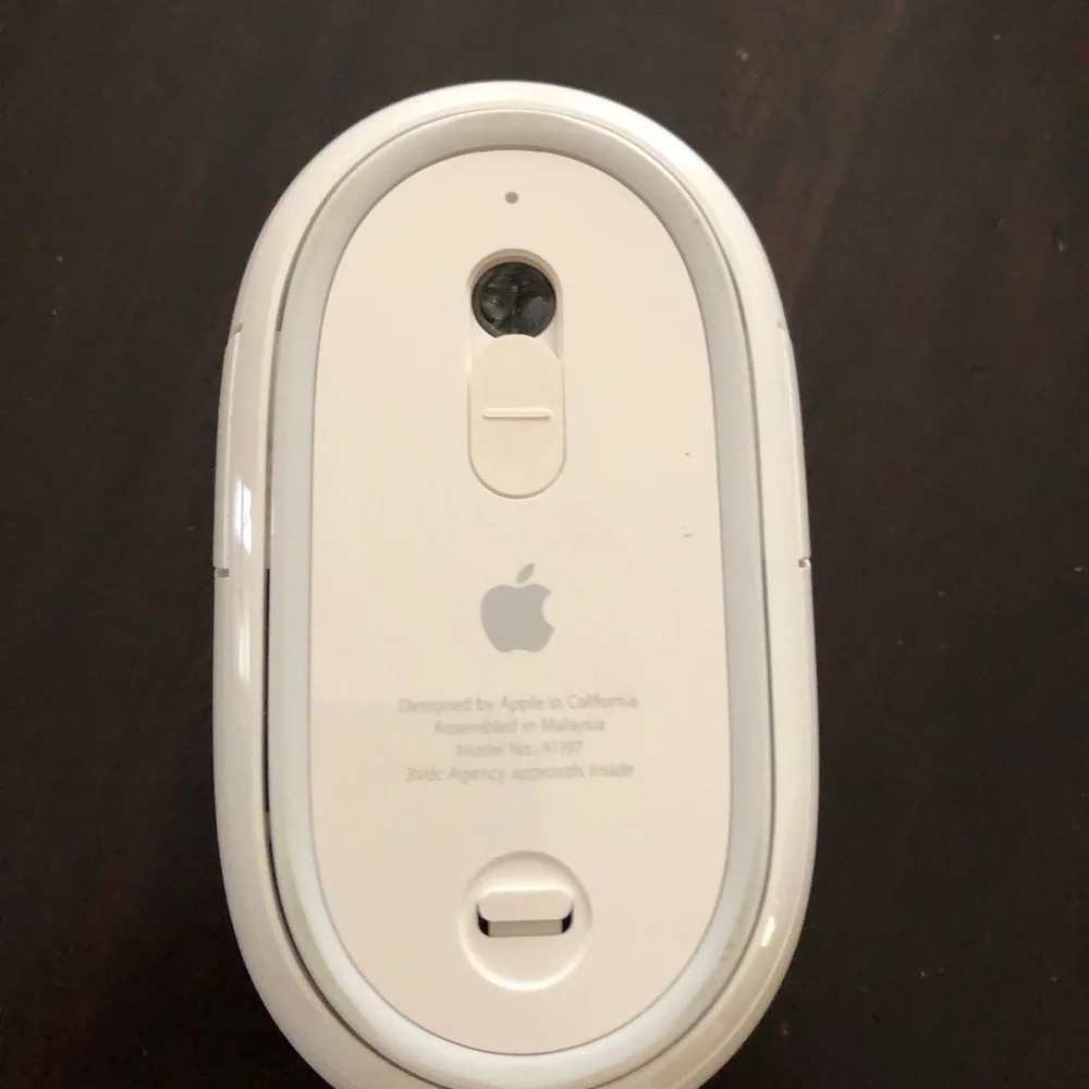 Apple White Wireless Magic Mouse model A1197